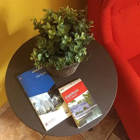 City Center Am Rhein Apartment Dusseldorf