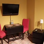 Duesseldorf City Center Apartment Am Rhein